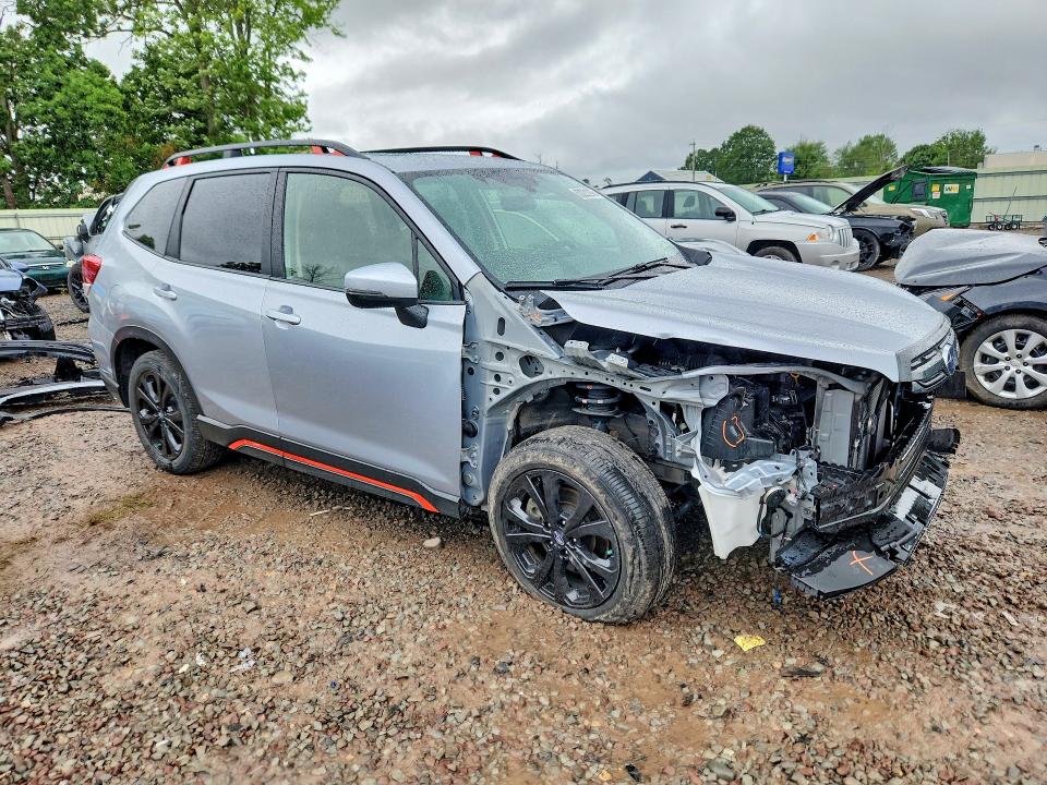 2024 Subaru Forester VIN JF2SKAECXRH482715 COPART salvage auction — FRONT END, Ny - Mv-907A Salvage Certificate, sold $9,100 on 2026-08-24 (photo 4)