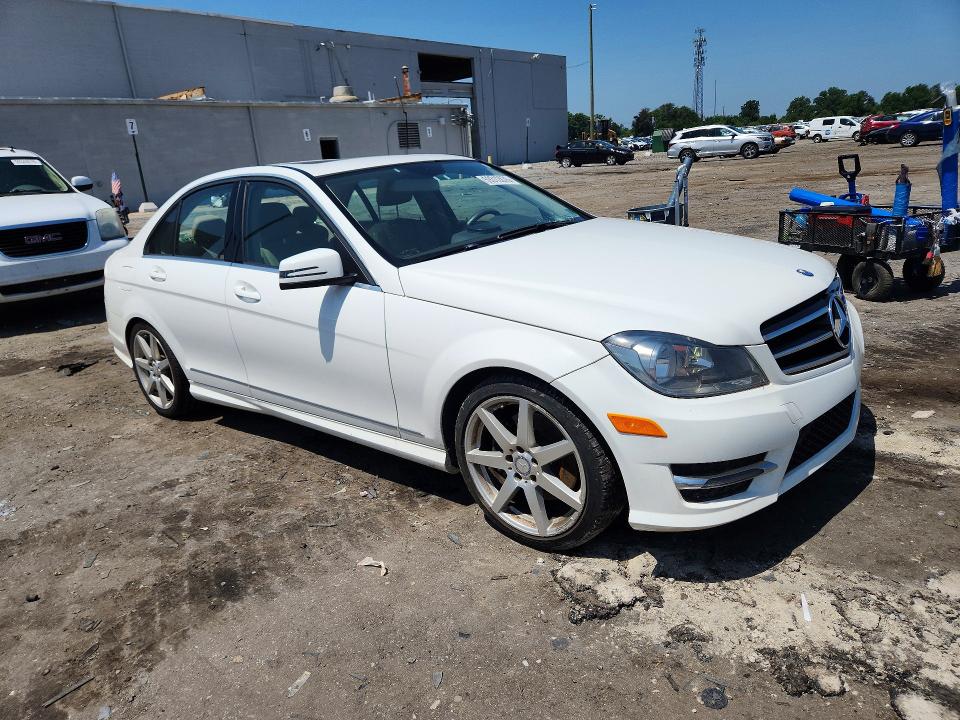 2014 Mercedes-benz C class VIN WDDGF8AB2EA923339 COPART salvage auction — REAR END, Va - Certificate Of Title, sold $3,550 on 2026-07-15 (photo 4)
