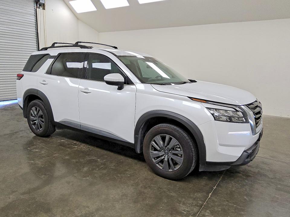 2025 Nissan Pathfinder VIN 5N1DR3BAXSC302097 COPART salvage auction — MINOR DENT/SCRATCHES, TX - CERTIFICATE OF TITLE, sold $24,750 on 2026-07-23 (photo 4)