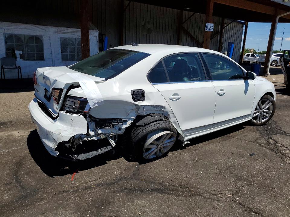 2017 Volkswagen Jetta VIN 3VWL17AJ0HM211313 COPART salvage auction — REAR END, CO - PUBLIC - SALVAGE TITLE (P), sold $2,100 on 2026-08-04 (photo 3)