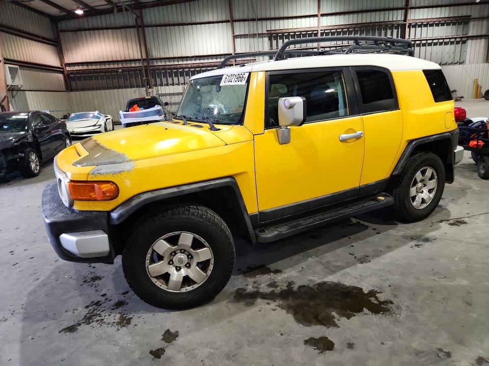 2008 Toyota Fj cruiser VIN JTEZU11F08K007451 COPART salvage auction — MINOR DENT/SCRATCHES, FL - CERTIFICATE OF TITLE, sold $2,800 on 2026-07-27 (photo 1)