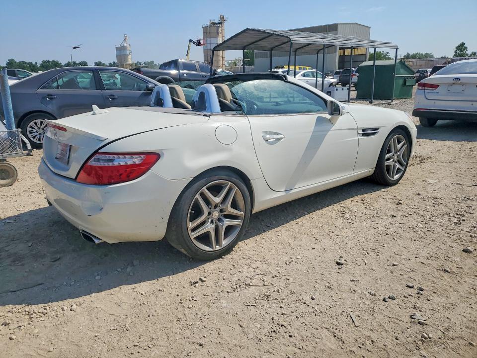 2013 Mercedes-benz VIN WDDPK4HA5DF058238 COPART salvage auction — MINOR DENT/SCRATCHES, Wv - Certificate Of Title, sold $6,600 on 2026-07-28 (photo 3)