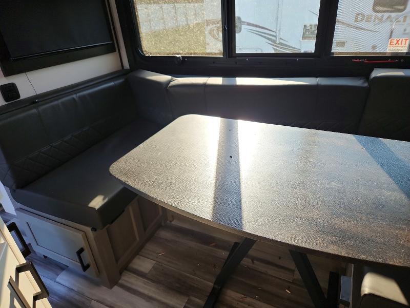 2024 Jayco White hawk VIN 1UJBK0BR0R14K0105 COPART salvage auction — ROOF, MI - CERT OF TITLE-SALVAGE VEHICLE, sold $7,000 on 2026-08-13 (photo 6)