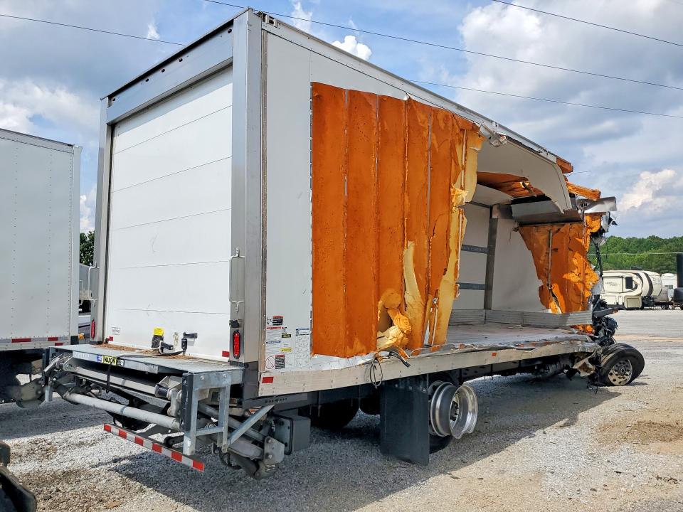 2025 Freightliner M2 VIN 1FVACWFC2SHVN4116 COPART salvage auction — FRONT END, AZ - CERT OF TITLE - SALVAGE, sold $4,000 on 2026-07-30 (photo 3)