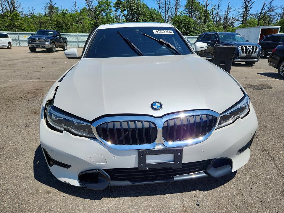 2022 BMW 3er VIN 3MW5R7J02N8C53222 COPART salvage auction — SIDE, NY - MV-907A SALVAGE CERTIFICATE, sold $10,000 on 2026-07-27 (photo 5)