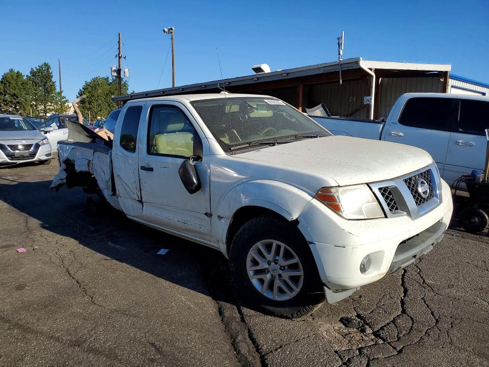 2015 Nissan Navara (frontier) VIN 1N6AD0CW7FN712636 COPART salvage auction — SIDE, Co - Dis/Dlr/Exp Only Clean Title, sold $275 on 2026-07-28 (photo 4)