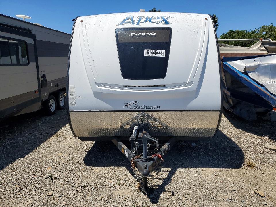 2018 Foresriver VIN 5ZT2CXHC3JL002931 COPART salvage auction — MINOR DENT/SCRATCHES, CA - SALVAGE CERTIFICATE, sold $1,550 on 2026-07-30 (photo 5)