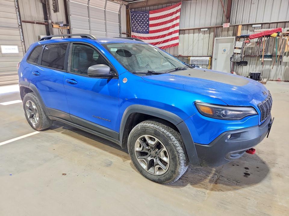2019 Jeep Cherokee VIN 1C4PJMBN3KD481885 COPART salvage auction — MECHANICAL, VA - CERTIFICATE OF TITLE, sold $4,000 on 2026-08-03 (photo 4)
