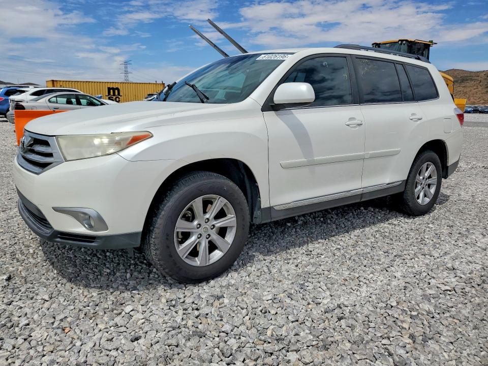 2012 Toyota Highlander VIN 5TDZK3EH8CS067657 COPART salvage auction — REAR END, NV - SALVAGE TITLE, sold $2,300 on 2026-07-29 (photo 1)