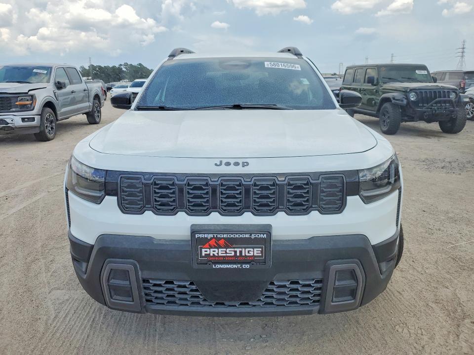 2026 Jeep Cherokee VIN 3C4PJMB20TT157312 COPART salvage auction — SIDE, Co - Salvage Title, sold $19,500 on 2026-07-28 (photo 5)