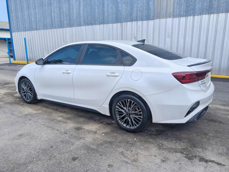 2024 Kia Forte VIN 3KPF54AD4RE835236 COPART salvage auction — SIDE, La - Certificate Of Title, sold $10,600 on 2026-09-01 (photo 2)