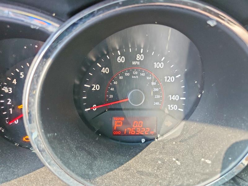 2011 Kia Sorento VIN 5XYKUDA20BG085083 COPART salvage auction — REAR END, Co - Certificate Of Title, sold $1,200 on 2026-08-03 (photo 9)