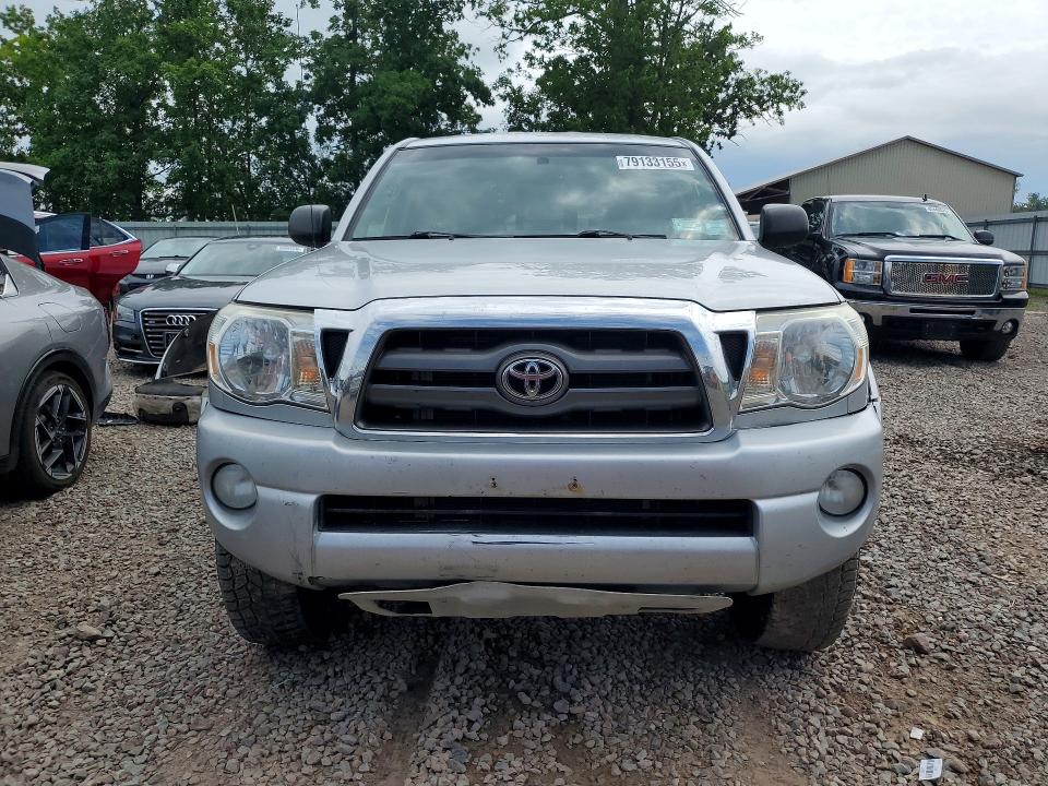 2010 Toyota Tacoma VIN 5TEUU4EN1AZ704727 COPART salvage auction — MINOR DENT/SCRATCHES, NY - CERTIFICATE OF TITLE, sold $3,100 on 2026-07-27 (photo 5)