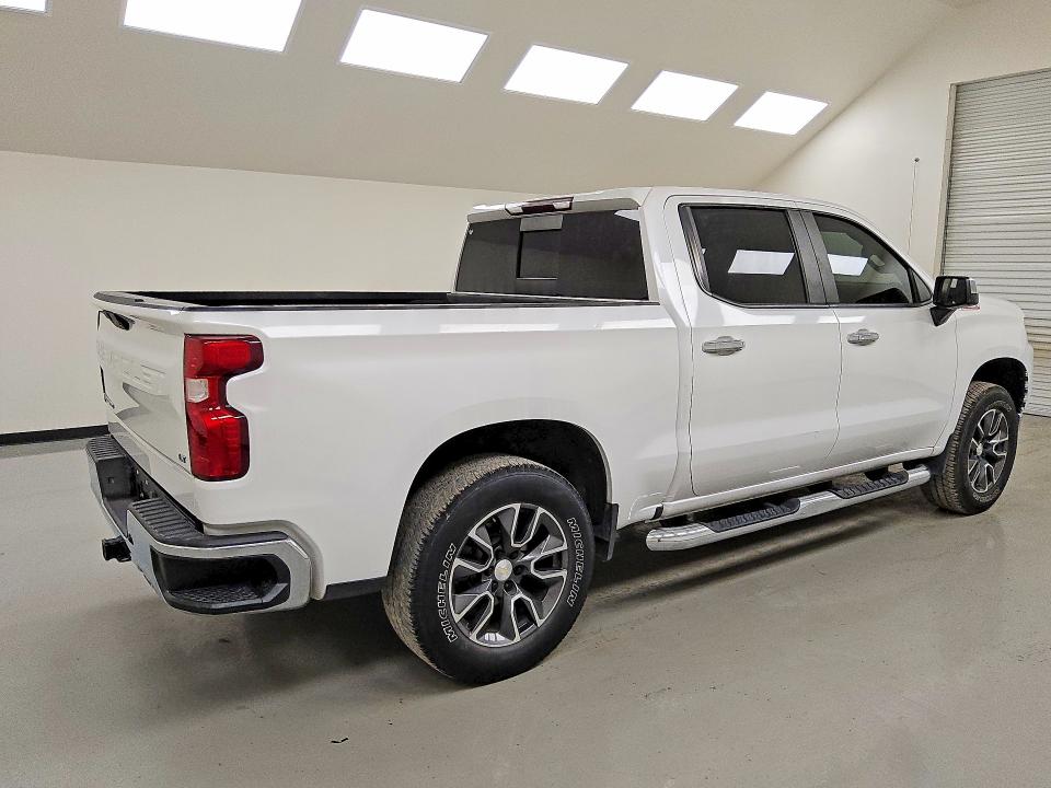 2021 Chevrolet Silverado 1500 VIN 3GCUYDET9MG292947 COPART salvage auction — NORMAL WEAR, TX - CERTIFICATE OF TITLE, sold $14,700 on 2026-08-27 (photo 3)