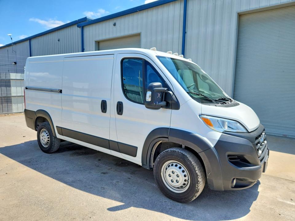 2025 Ram Promaster 2500 VIN 3C6LRVVG5SE513865 COPART salvage auction — SIDE, Mo - Dealer Only Clean Title, sold $13,000 on 2026-07-29 (photo 4)
