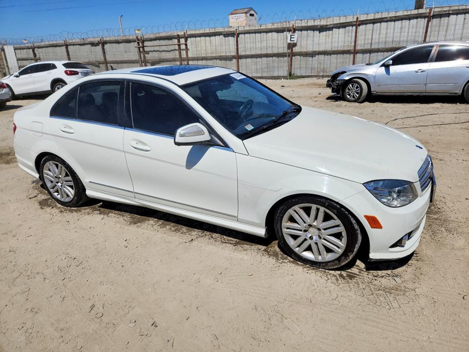 2008 Mercedes-benz C class VIN WDDGF54X18F088265 COPART salvage auction — MINOR DENT/SCRATCHES, CA - DIS/DLR/EXP ONLY CLEAN TITLE, sold $275 on 2026-07-20 (photo 4)