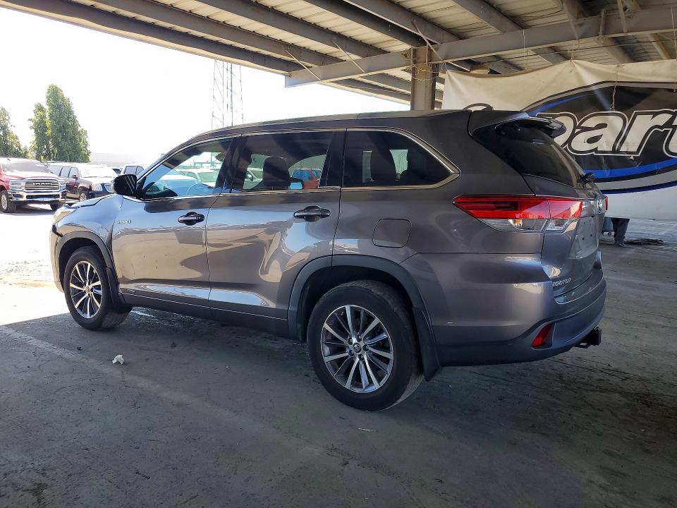 2018 Toyota Highlander VIN 5TDJGRFH7JS050765 COPART salvage auction — FRONT END, Ca - Dis/Dlr/Exp Only Clean Title, sold $5,700 on 2026-07-21 (photo 2)