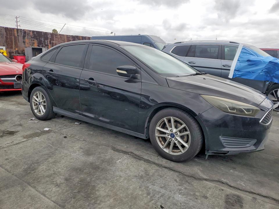 2016 Ford Focus VIN 1FADP3F21GL291243 COPART salvage auction — NORMAL WEAR, Ca - Dis/Dlr/Exp Only Clean Title, sold $375 on 2026-07-10 (photo 4)
