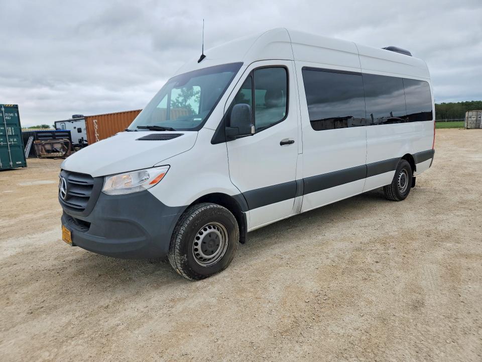 2022 Mercedes-benz Sprinter VIN W1Z4DGHYXNT097343 COPART salvage auction — MECHANICAL, Ca - Clean Title Export Only, sold $9,400 on 2026-07-21 (photo 1)