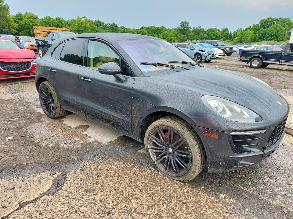 2015 Porsche Macan VIN WP1AB2A55FLB60496 COPART salvage auction — REAR END, Mt - Certificate Of Title, sold $6,000 on 2026-08-03 (photo 4)