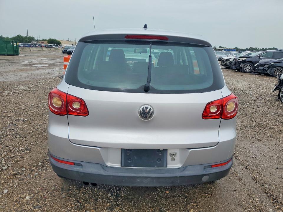 2009 Volkswagen Tiguan VIN WVGAV75N99W512817 COPART salvage auction — MECHANICAL, TX - CERTIFICATE OF TITLE, sold $475 on 2026-08-06 (photo 6)