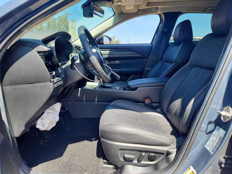 2025 Mazda Cx-50 VIN 7MMVABEM8SN318318 COPART salvage auction — FRONT END, Salvage Title, sold $8,600 on 2026-08-25 (photo 7)