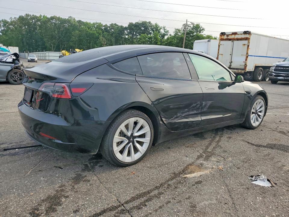 2022 Tesla Model 3 VIN 5YJ3E1EA7NF369033 COPART salvage auction — SIDE, PA - CERT OF TITLE, sold $11,700 on 2026-07-22 (photo 3)