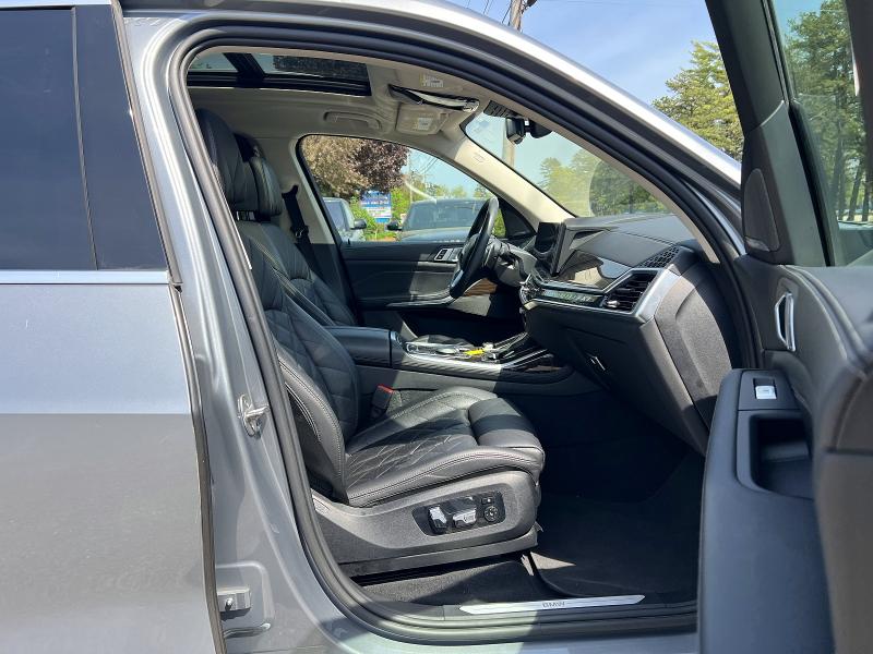 2024 BMW X7 VIN 5UX23EM00R9S52720 COPART salvage auction — MINOR DENT/SCRATCHES, Pa - Cert Of Title (P), sold $42,000 on 2026-07-27 (photo 5)