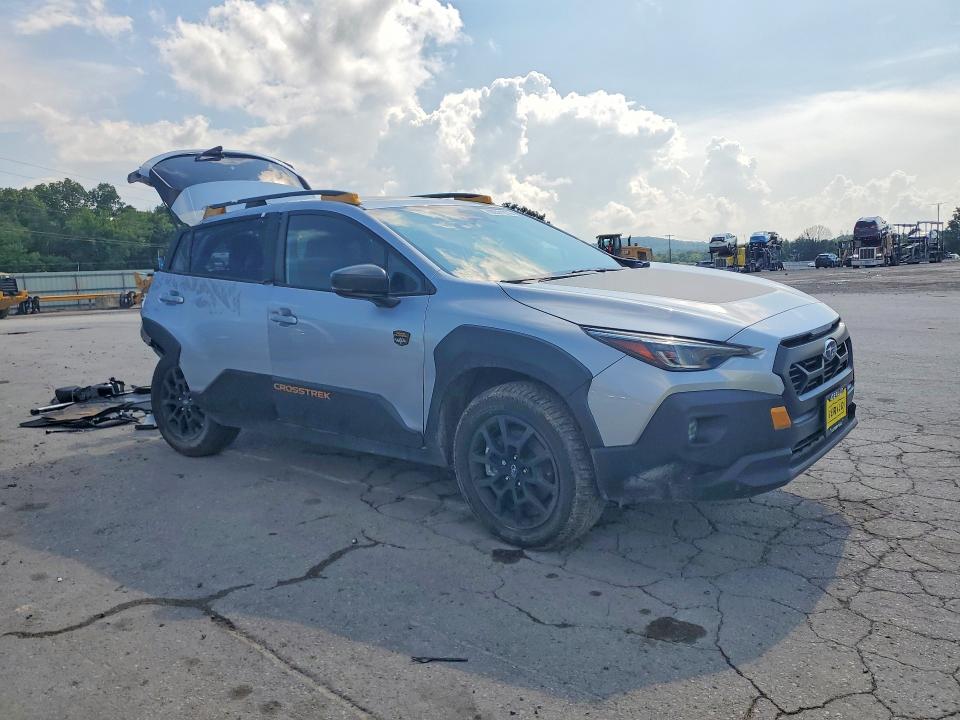 2024 Subaru Xv VIN 4S4GUHU64R3763534 COPART salvage auction — REAR END, Il - Salvage Certificate, sold $7,500 on 2026-07-20 (photo 4)