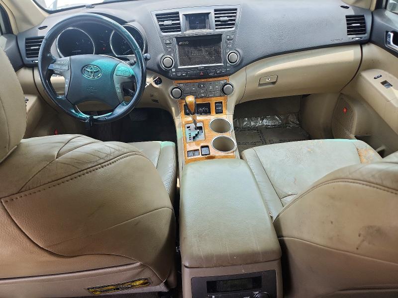 2008 Toyota Highlander VIN JTEEW44AX82017351 COPART salvage auction — WATER/FLOOD, Fl - Certificate Of Title, sold $1,850 on 2026-07-14 (photo 8)