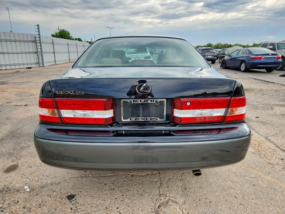 2000 Lexus Es 300 VIN JT8BF28G5Y0263356 COPART salvage auction — SIDE, CO - PUBLIC - SALVAGE TITLE (P), sold $275 on 2026-07-29 (photo 6)