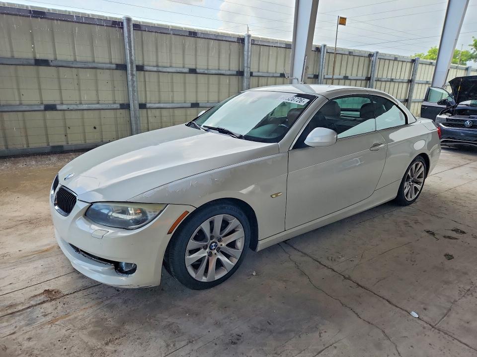 2012 BMW 3 series VIN WBADW7C5XCE730048 COPART salvage auction — MINOR DENT/SCRATCHES, FL - CERT OF TTL-REBUILT&SLVG RBLD, sold $825 on 2026-07-29 (photo 1)