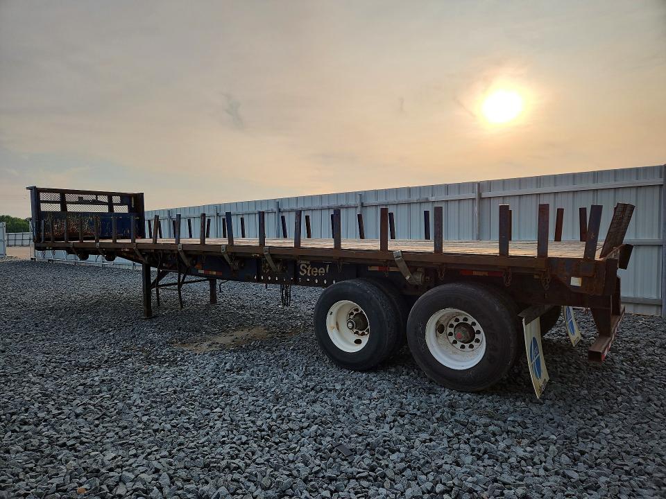 2015 Grea Trailer VIN 1GRDM7224FH724738 COPART salvage auction — MINOR DENT/SCRATCHES, MI - DEALER ONLY CLEAN TITLE, sold $1,800 on 2026-08-04 (photo 2)