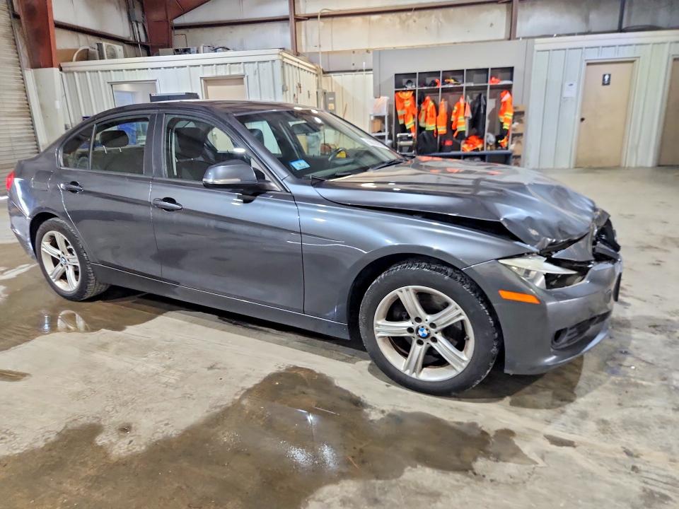 2014 BMW 3er VIN WBA3B3G57ENR81882 COPART salvage auction — FRONT END, Ma - Cert Of Title-Reconstrctd Coll, sold $1,200 on 2026-07-22 (photo 4)