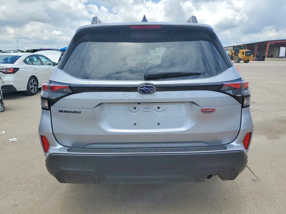 2025 Subaru Forester VIN JF2SLDBC8SH427639 COPART salvage auction — FRONT END, Salvage Title, sold $8,100 on 2026-08-24 (photo 6)