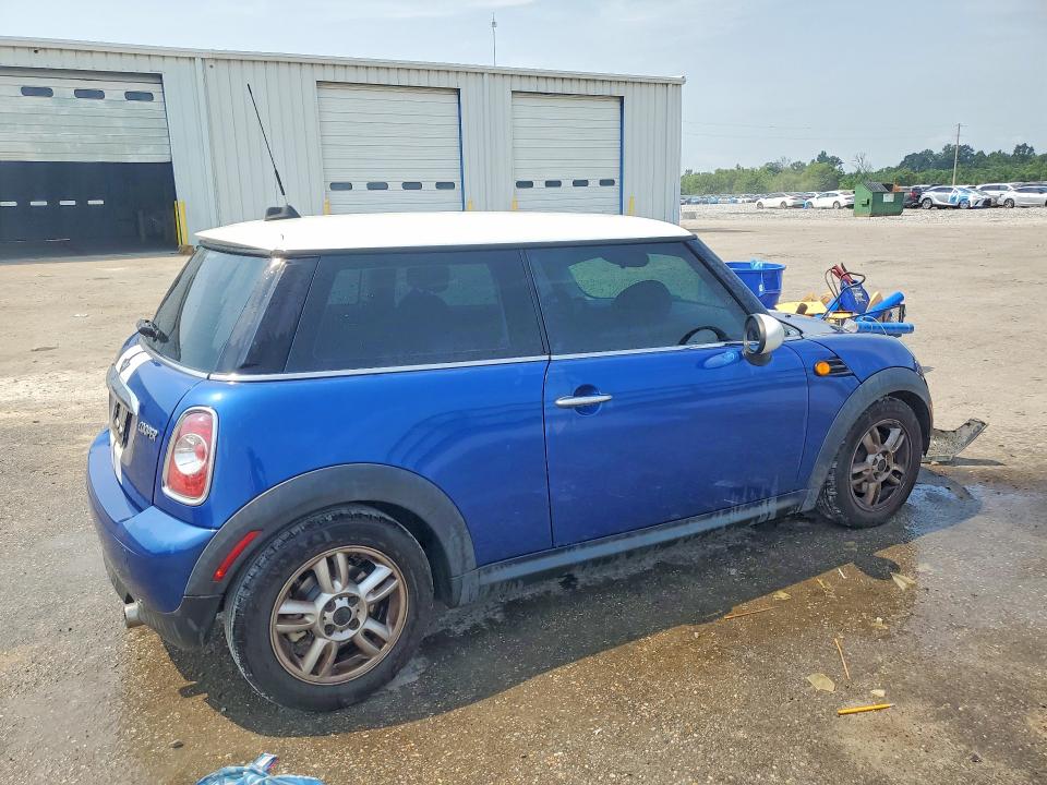 2013 Mini Cooper VIN WMWSU3C50DT684099 COPART salvage auction — FRONT END, Al - Cert Of Title-Salvage Title, sold $275 on 2026-08-27 (photo 3)
