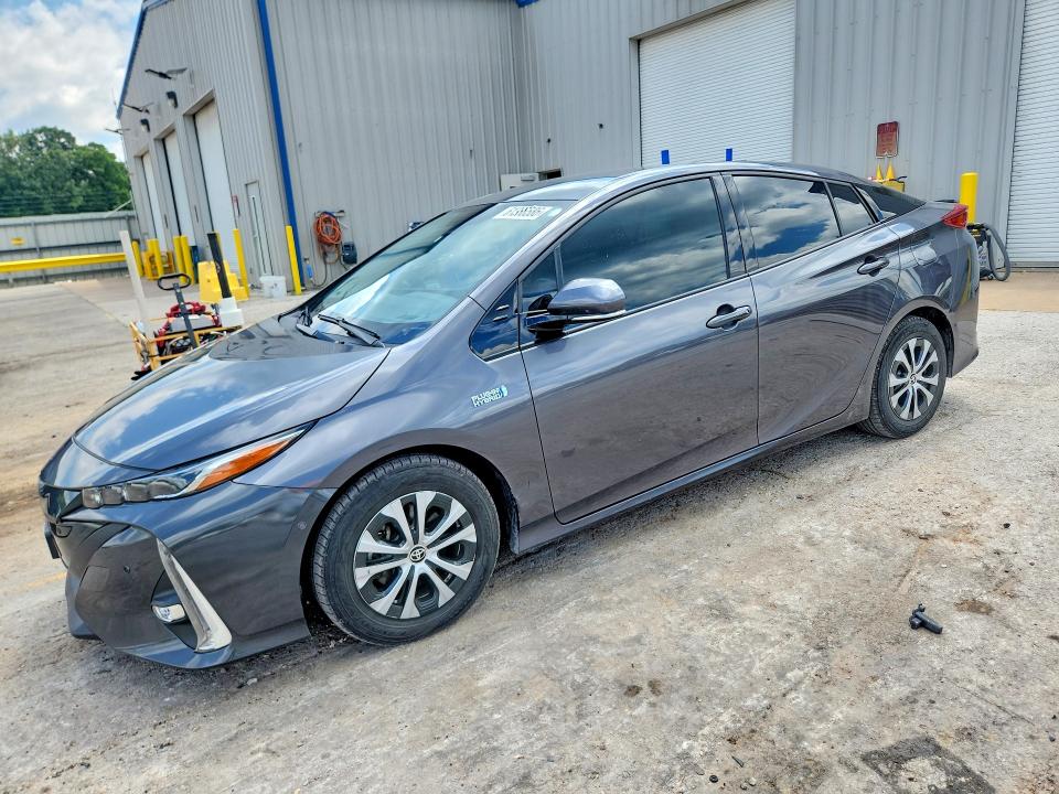 2020 Toyota Prius VIN JTDKARFP0L3152569 — COPART salvage auction photo