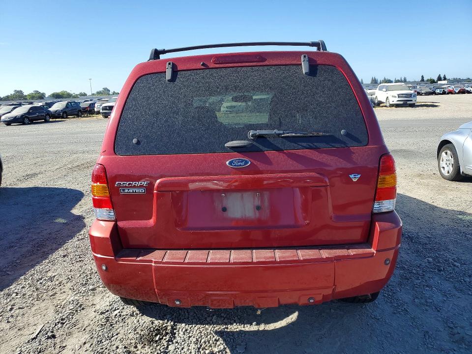 2005 Ford Escape VIN 1FMYU94175KD29445 COPART salvage auction — FRONT END, Ca - Dis/Dlr/Exp Only Clean Title, sold $175 on 2026-07-30 (photo 6)
