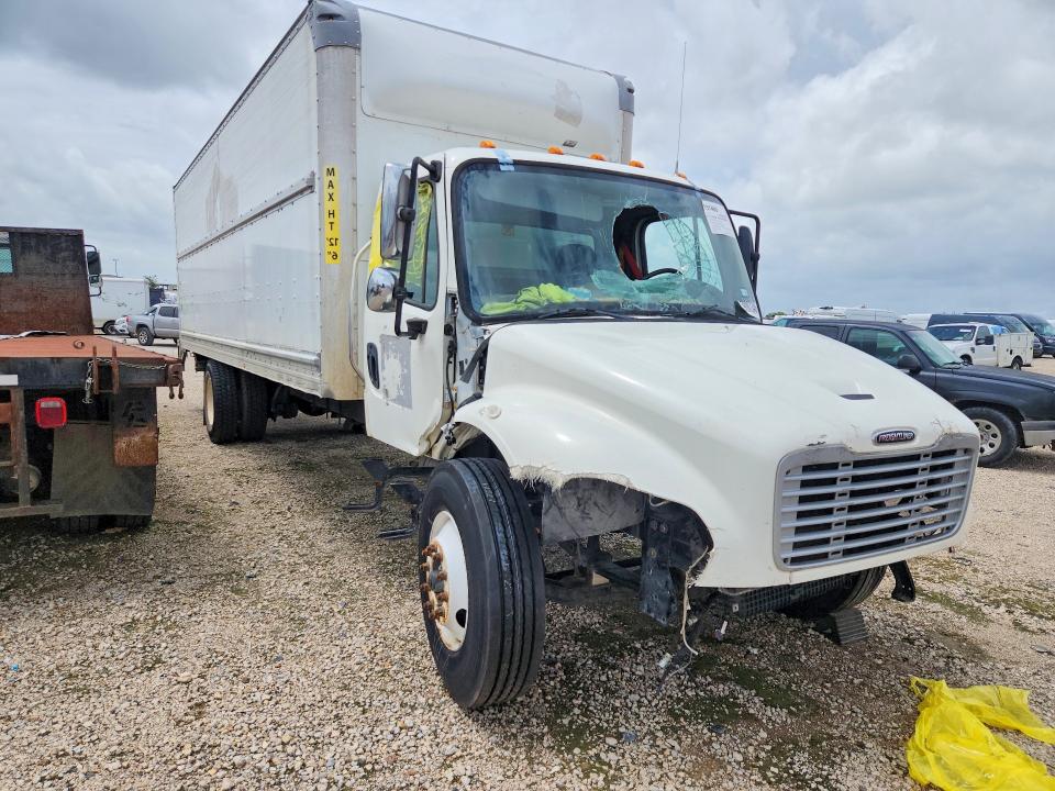 2020 Freightliner M2 106 VIN 3ALACWFC0LDLY3261 COPART salvage auction — FRONT END, AZ - CERT OF TITLE - SALVAGE, sold $4,050 on 2026-07-29 (photo 4)
