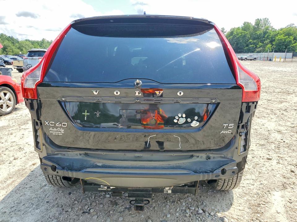2016 Volvo Xc60 VIN YV4612RKXG2801571 COPART salvage auction — FRONT END, MA - CERT OF TITLE-RECONSTRCTD COLL, sold $3,100 on 2026-08-06 (photo 6)