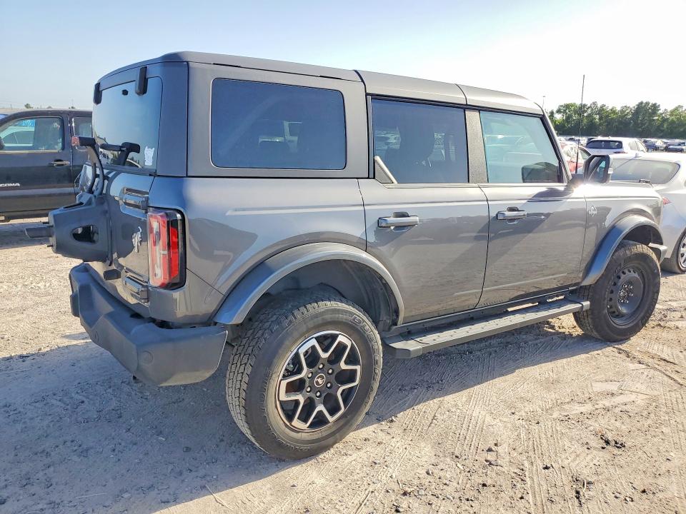 2024 Ford Bronco VIN 1FMDE8BHXRLA46687 COPART salvage auction — SIDE, Tx - Certificate Of Title, sold $17,400 on 2026-07-28 (photo 3)