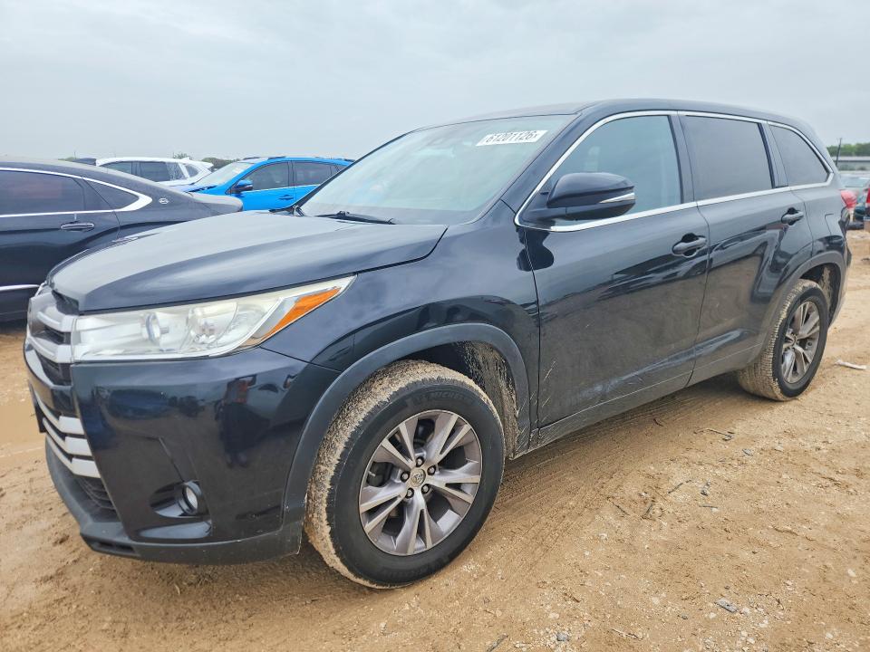 2018 Toyota Highlander VIN 5TDZZRFH0JS243630 COPART salvage auction — SIDE, Tx - Certificate Of Title, sold $4,600 on 2026-07-30 (photo 1)