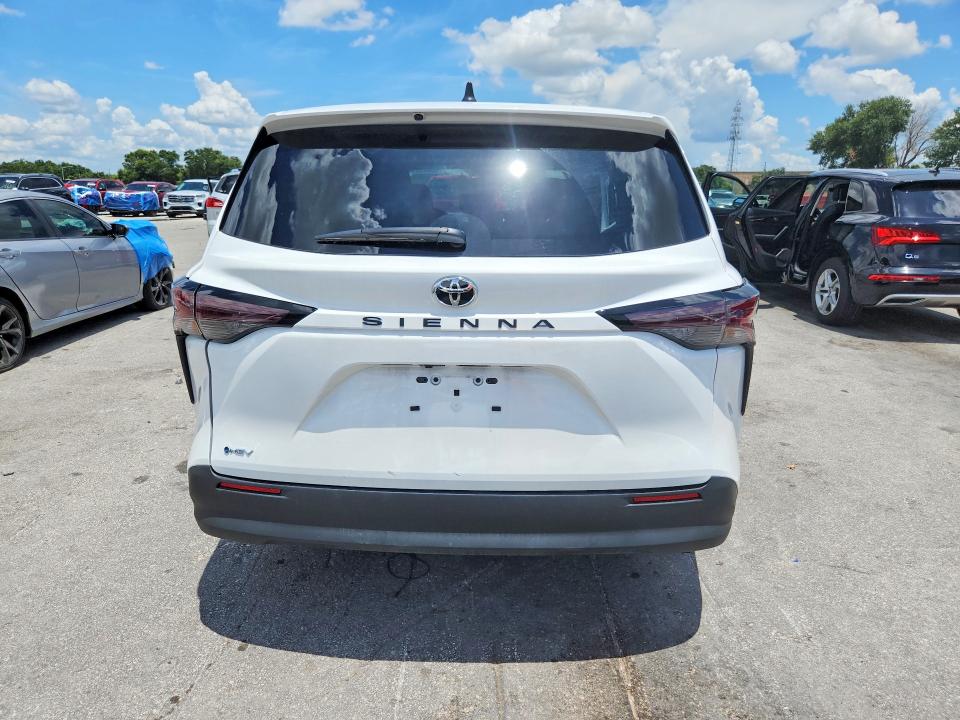 2026 Toyota Sienna VIN 5TDKRKEC2TS290336 COPART salvage auction — SIDE, Fl - Certificate Of Title (P), sold $20,100 on 2026-07-14 (photo 6)