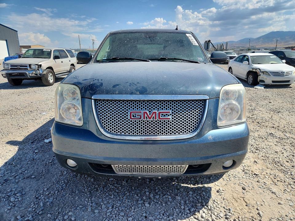 2007 Gmc Yukon VIN 1GKFK63817J234701 COPART salvage auction — NORMAL WEAR, ID - CERTIFICATE OF TITLE, sold $900 on 2026-07-31 (photo 5)
