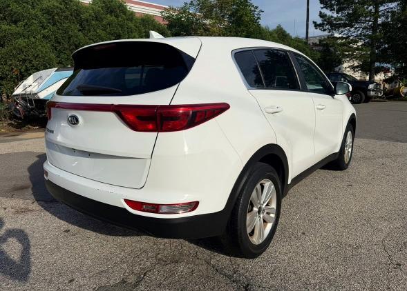 2019 Kia Sportage VIN KNDPM3AC8K7623258 COPART salvage auction — NORMAL WEAR, Ma - Certificate Of Title (P), sold $3,950 on 2026-07-17 (photo 4)