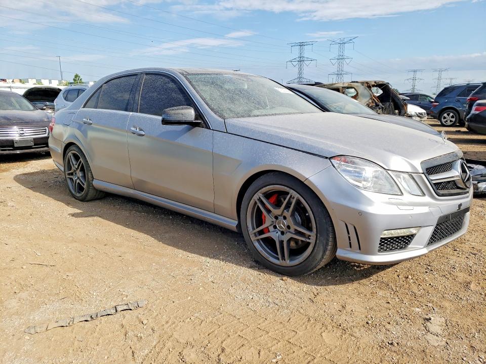 2013 Mercedes-benz E-klasse amg VIN WDDHF7EB3DA732231 COPART salvage auction — NORMAL WEAR, Il - Cert Of Title-Rebuilt, sold $3,800 on 2026-07-30 (photo 4)