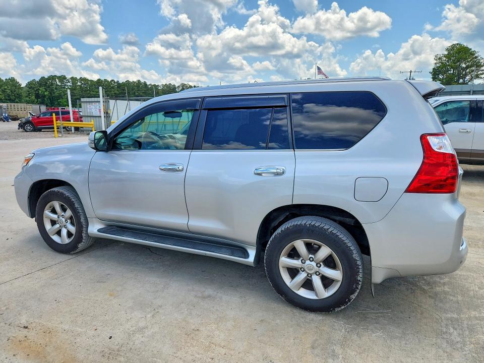 2010 Lexus Gx 460 VIN JTJBM7FX7A5013937 COPART salvage auction — SIDE, MS - CERT OF TITLE-SALVAGED (P), sold $8,000 on 2026-07-17 (photo 2)