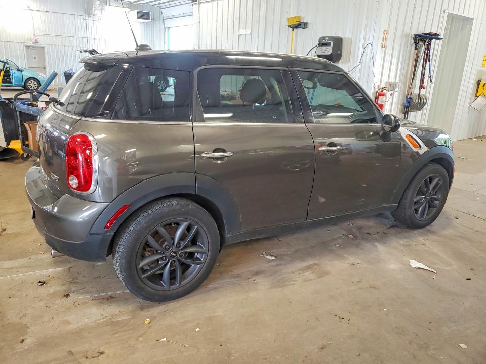 2013 Mini Cooper VIN WMWZB3C56DWM31310 COPART salvage auction — MINOR DENT/SCRATCHES, Ca - Certificate Of Title, sold $1,250 on 2026-07-09 (photo 3)