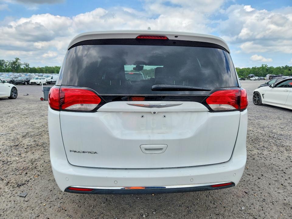 2020 Chrysler Pacifica VIN 2C4RC3BG7LR267821 COPART salvage auction — UNDERCARRIAGE, Va - Cert Of Title-Rebuilt, sold $6,500 on 2026-07-29 (photo 6)