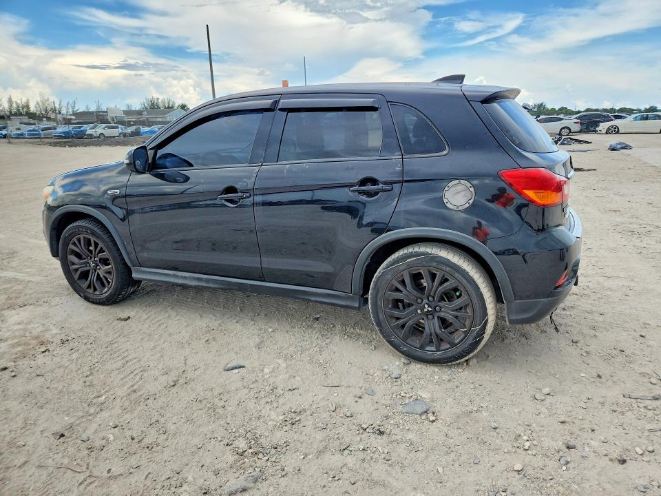 2018 Mitsubishi Outlander VIN JA4AP3AU2JU004185 COPART salvage auction — FRONT END, Salvage Title, sold $3,050 on 2026-07-09 (photo 2)